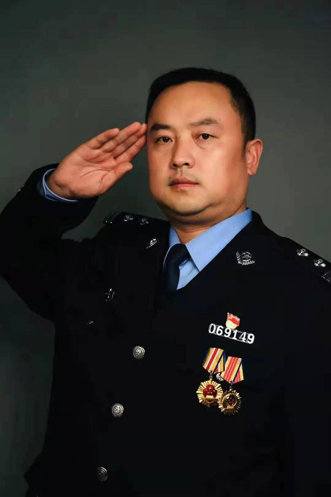 热血忠诚铸警魂_杨磊_工作_诈骗