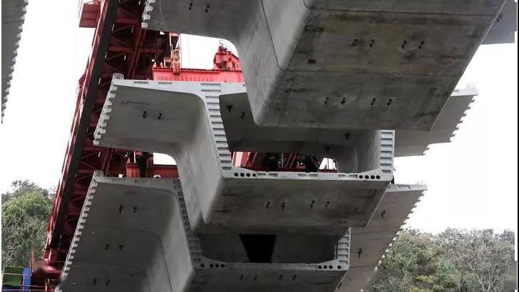 方案|变身双层、8+8车道的“超级高速”!机荷改扩建项目再传好消息
