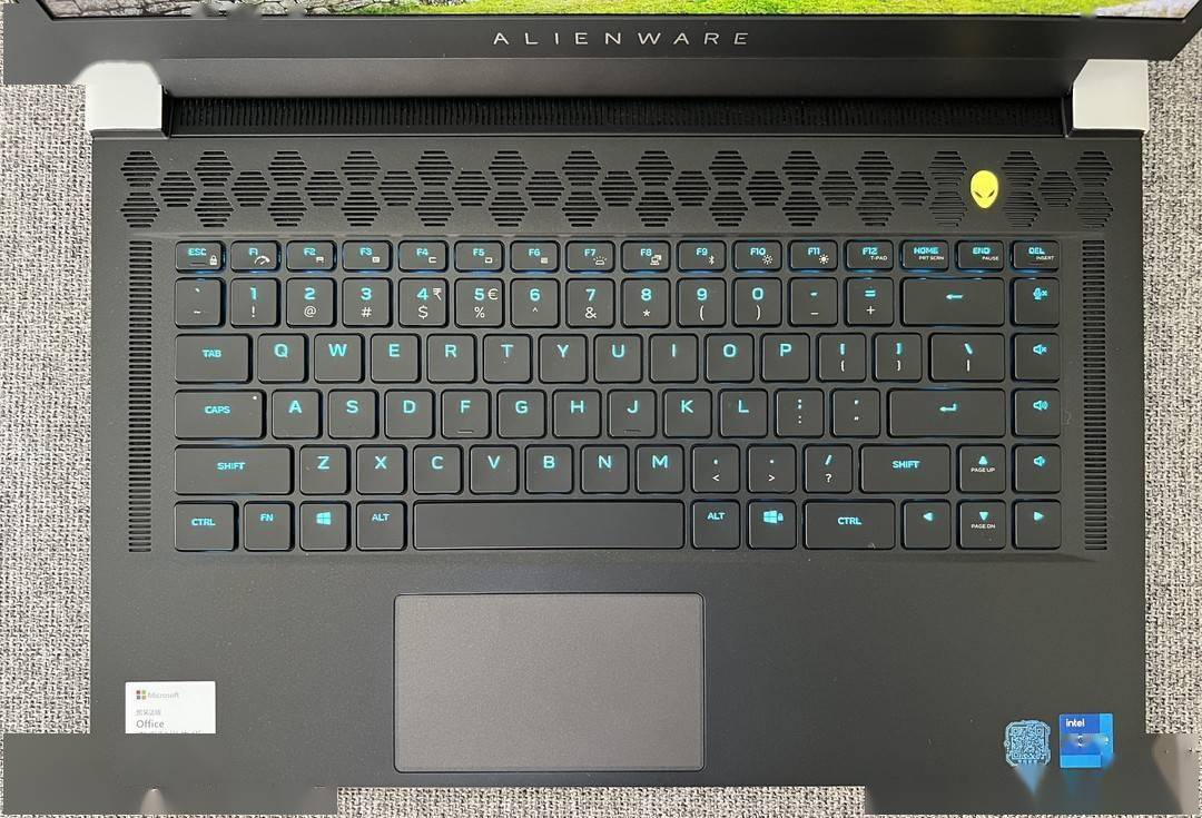 外星人 alienware x15 r1 遊戲筆記本:性能與儀式感拉滿的遊戲利器