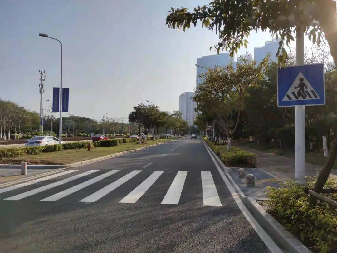 斑马线搬家!行人过街少走 90米