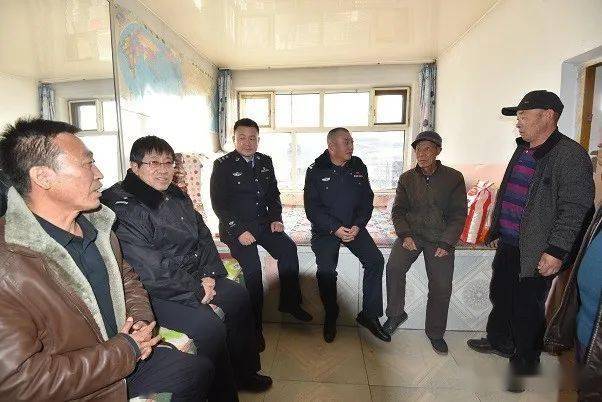 喜迎第二个人民警察节太仆寺旗公安局深入开展民族团结一家亲活动