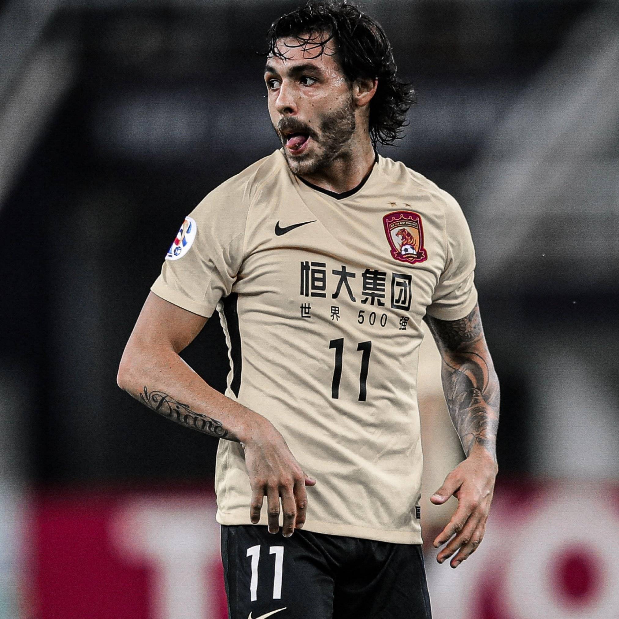 接受邀约高拉特即将加盟桑托斯合约为期2年有望本周官宣