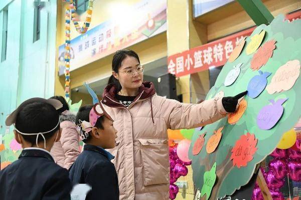 成绩|期末考试没试卷？兰州新区小学“双减”减负不减质