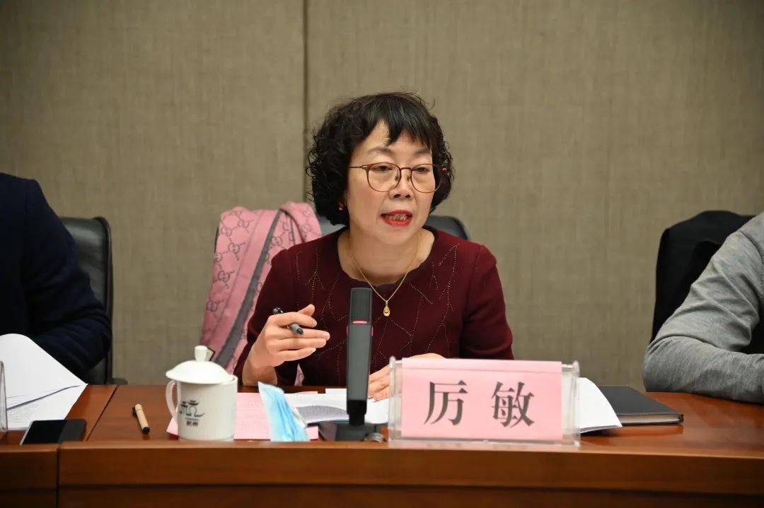 面对面倾听与青年心连心