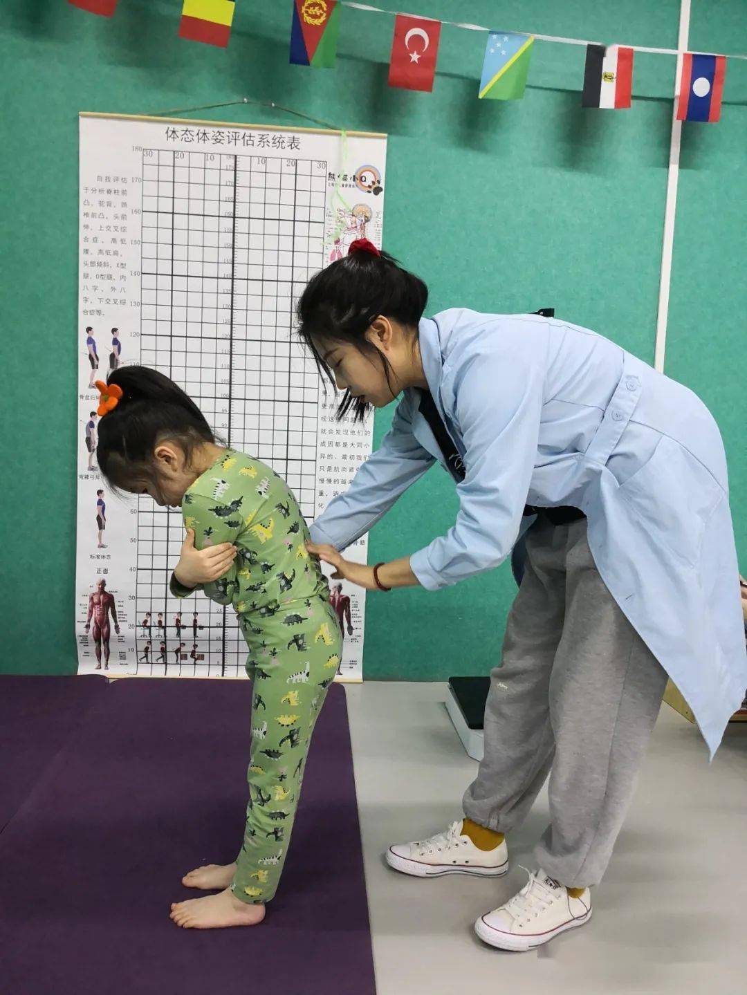 领袖部体姿体态测评走进领袖部