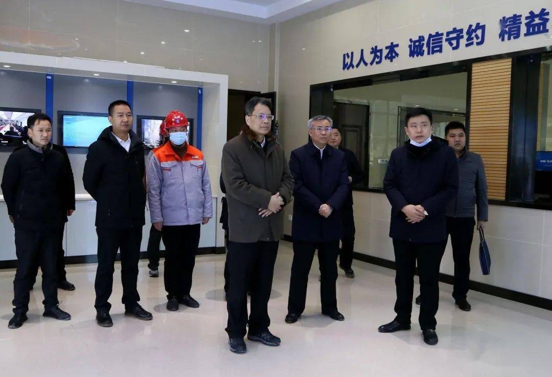 副省长郭锡文到我州调研新能源电池材料产业情况