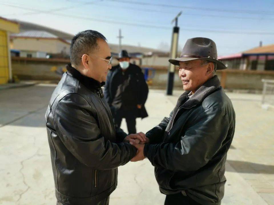 1月13日,监狱党委委员,副监狱长李生任,监控指挥中心主任刘昌宇带领