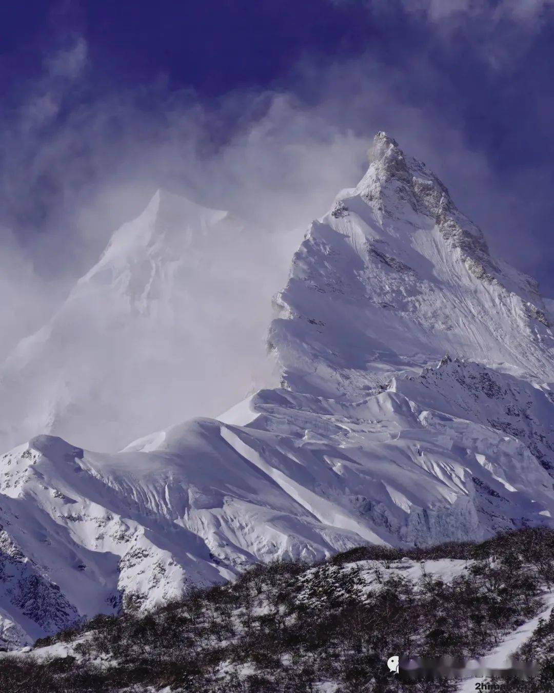 尼巴乔戈里峰k2峰探险开始马纳斯鲁峰攀登策略分裂