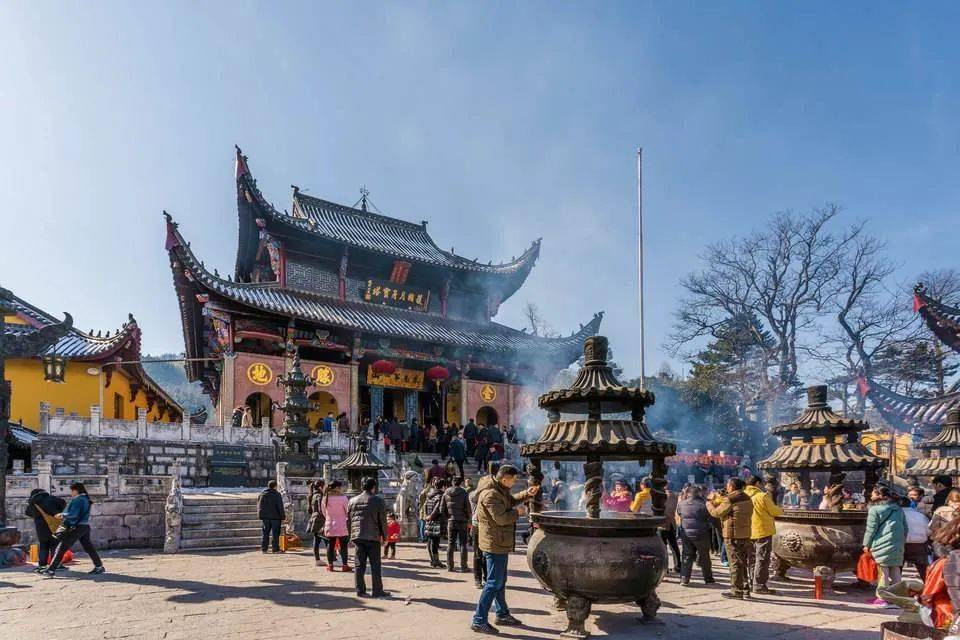 九华山祈福图片