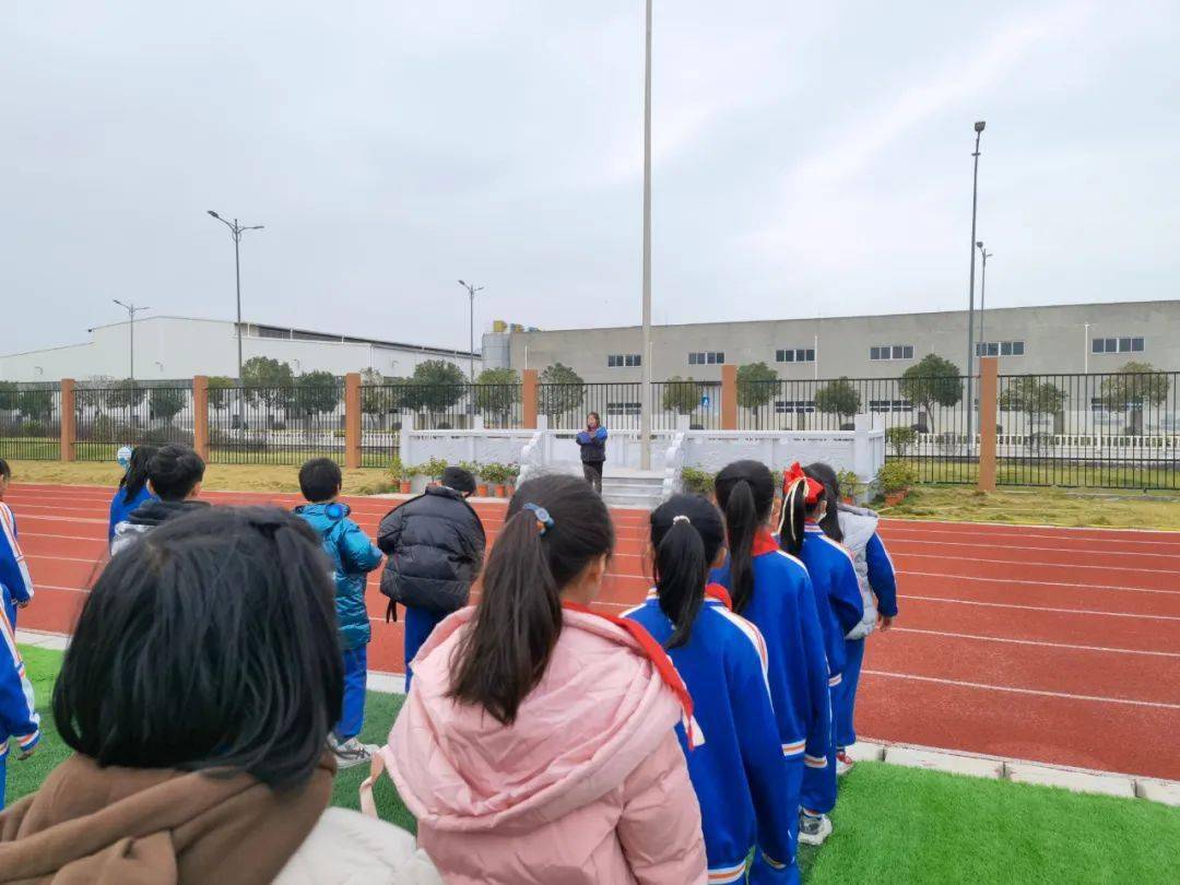 多彩寒假平安启航福清市元载小学20212022学年秋季闭学式