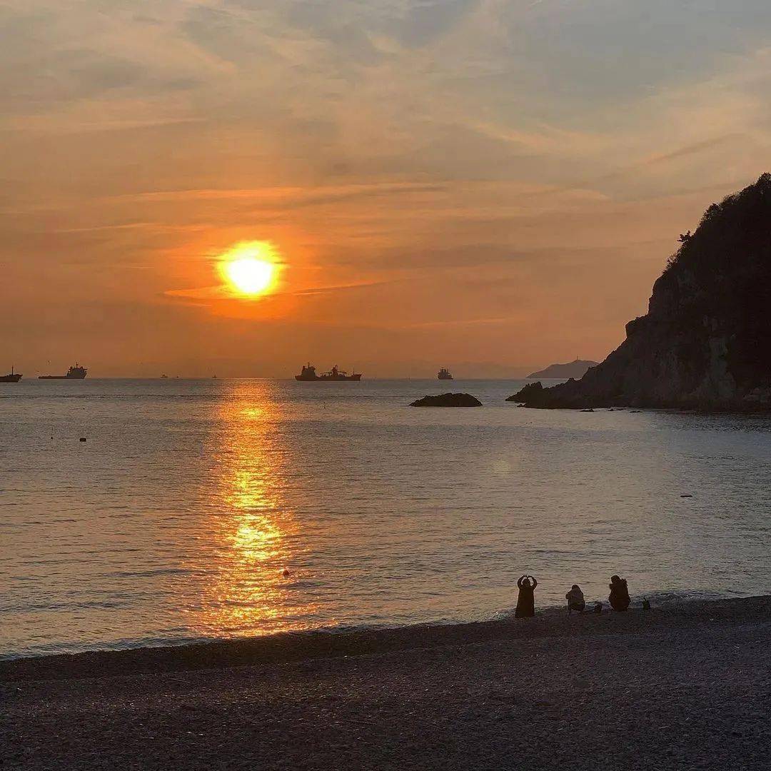 氛围感十足的朋友圈背景图