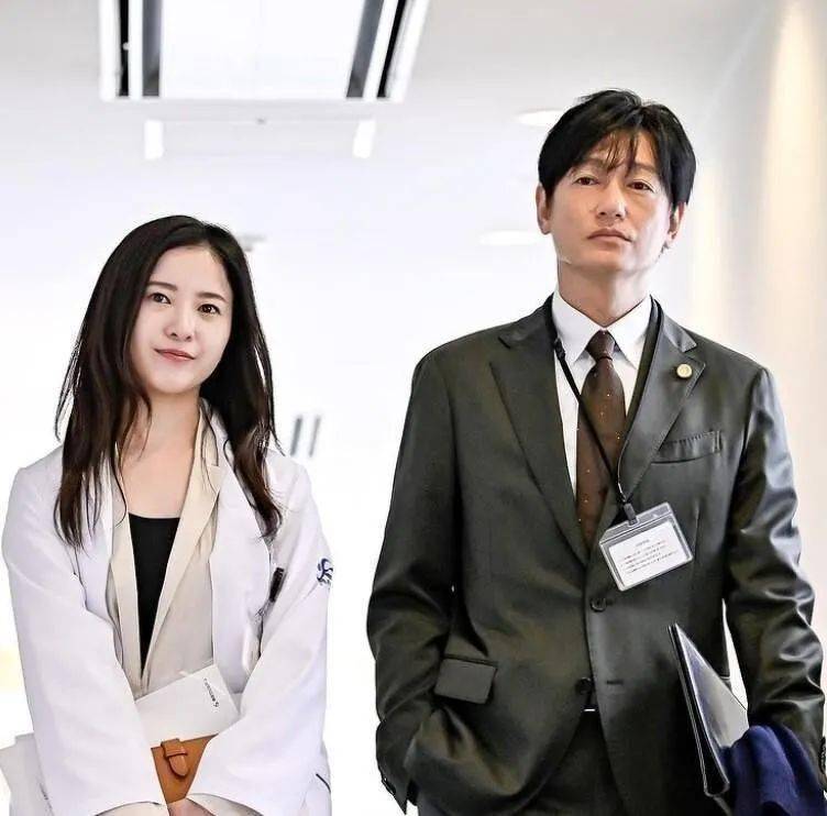 这部剧完结了还有演员 售后发糖 两人互动太甜 井浦 吉高由里子 保护