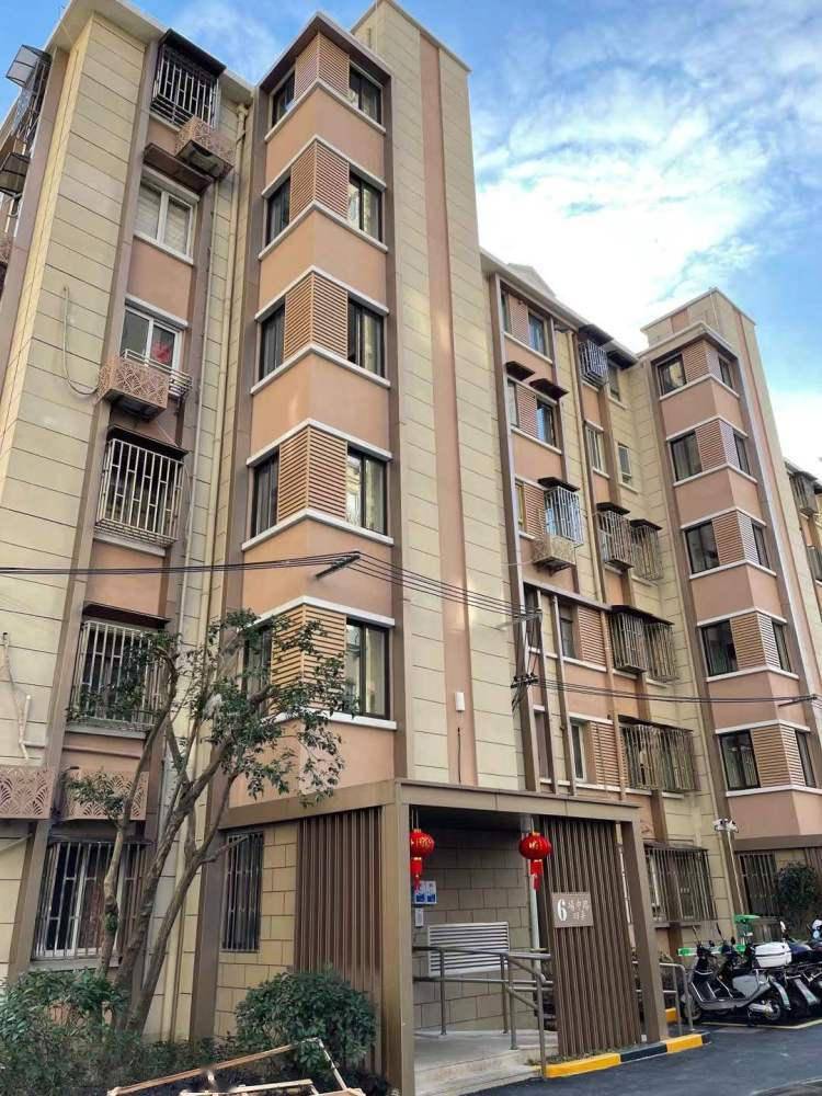 沪上首个加装电梯全覆盖来了80后的逸仙小区更新后变身网红