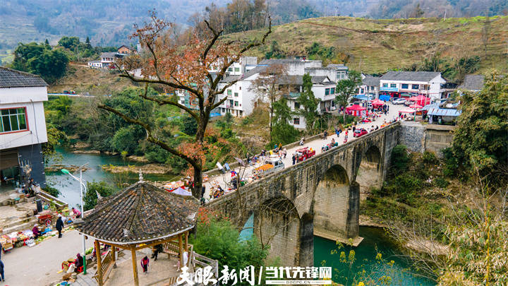 槽渡河上三座桥的见证丨黔南依托交通打造区域综合旅游目的地