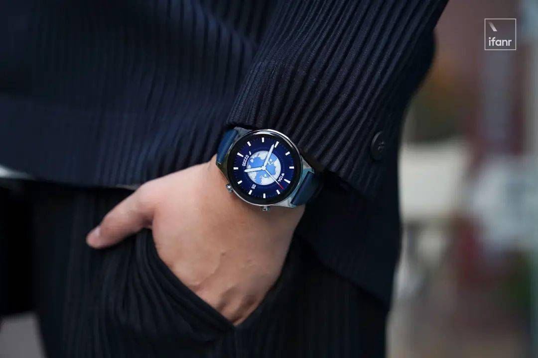 荣耀手表 GS 3 体验：轻薄的时尚健康助手