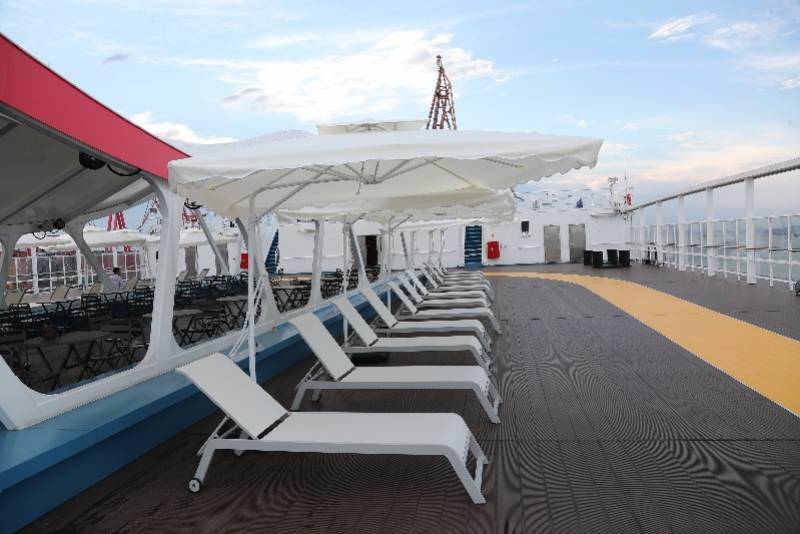 媲美豪华邮轮，客滚船“祥龙岛”号在广州命名交付