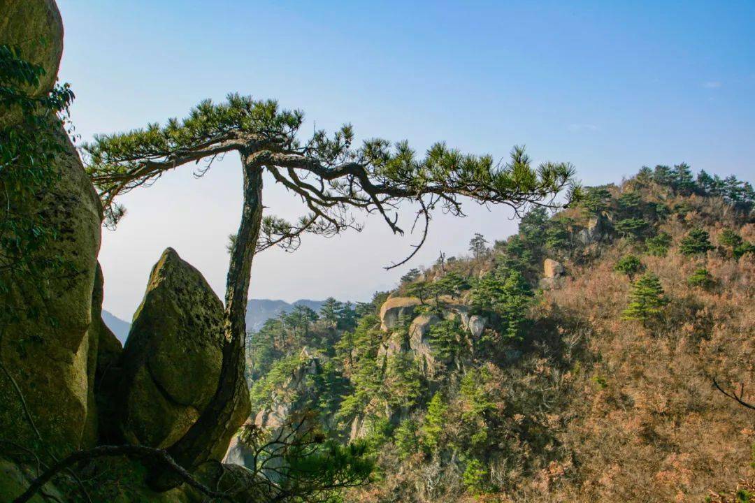 将军县境有奇景悬剑山中风光美
