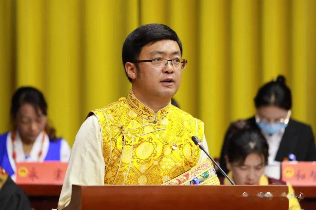 图解德钦县2022年政府工作报告来啦