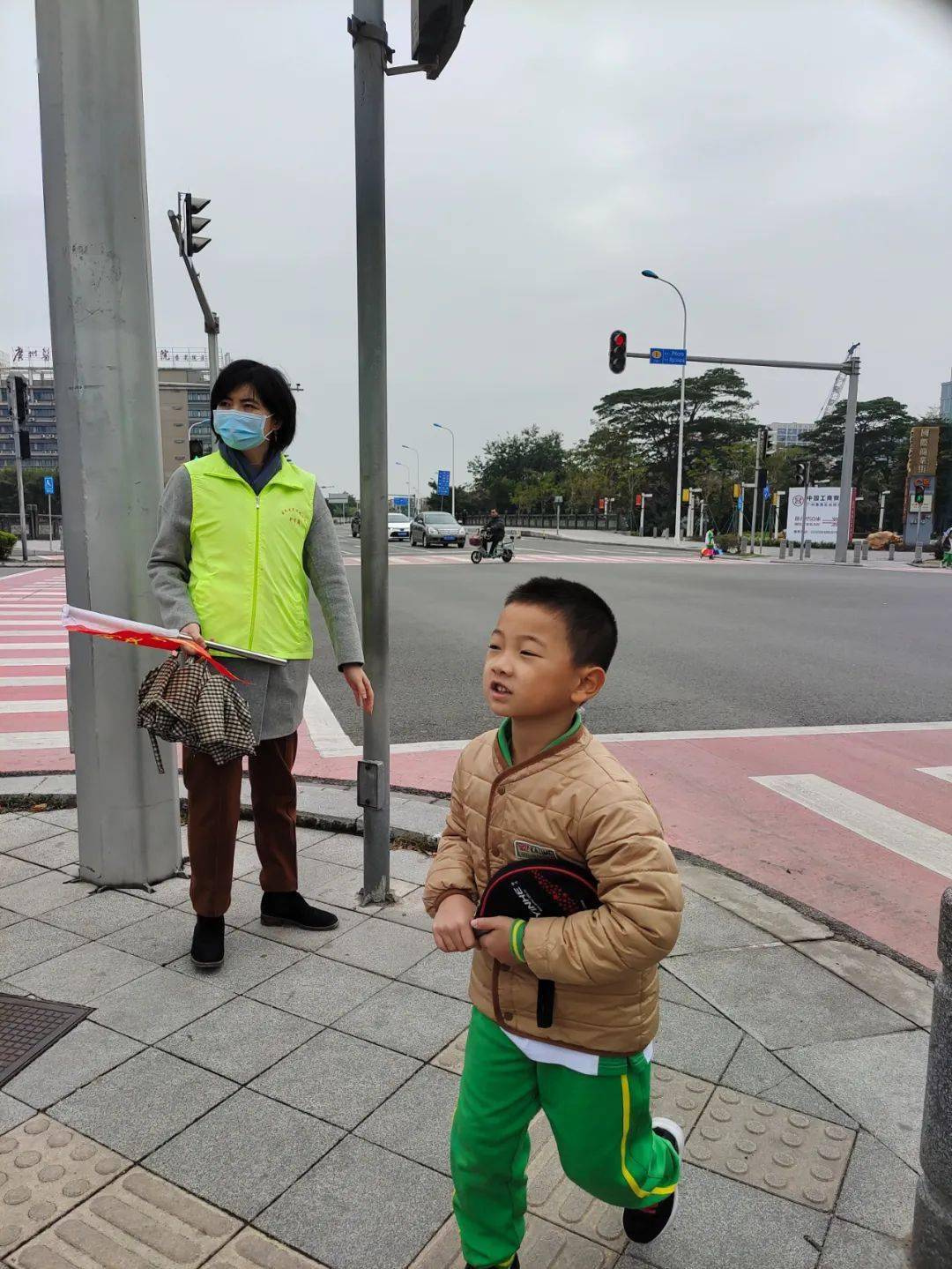 岁月流转 弦歌不辍_妈妈_爸爸_生活