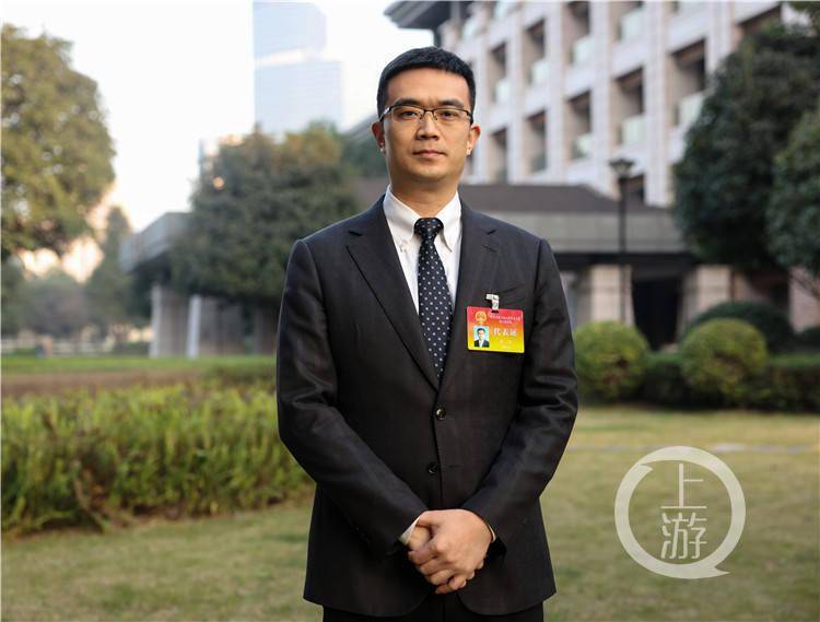 城市更新重庆更新丨巴南区区长贾晖以人为本精心描绘两江四岸巴南美丽