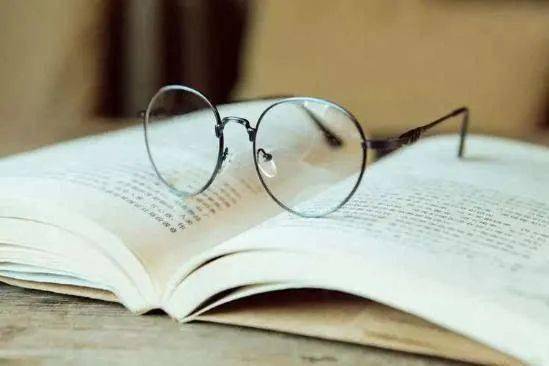 少说话多思考多做事言多必失 89198235cc5e492d961692b20814e4f5.jpeg