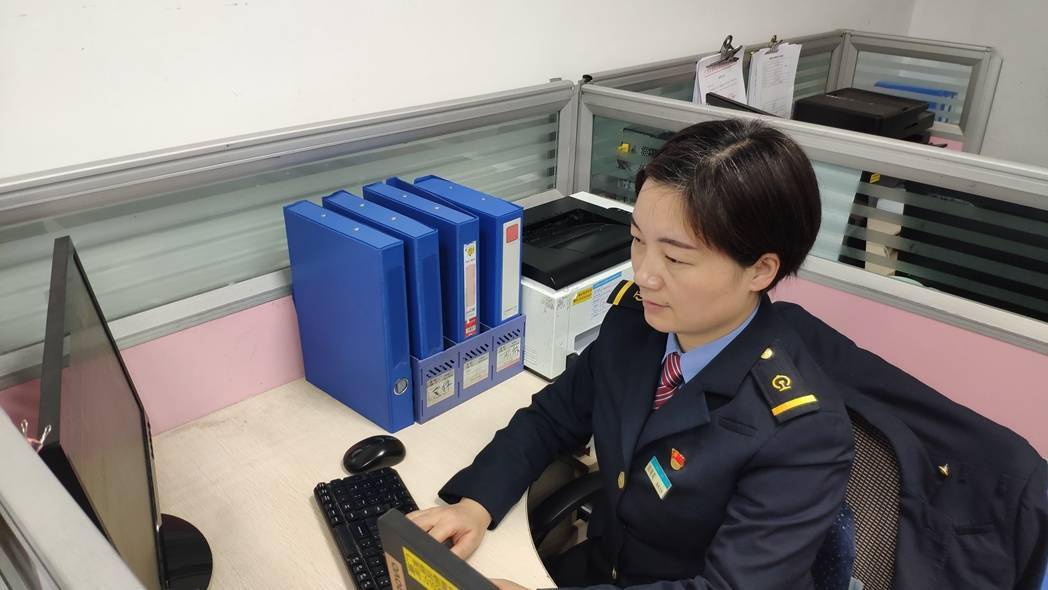 广南花姐20年只和家人过了两次年还都是因为休产假