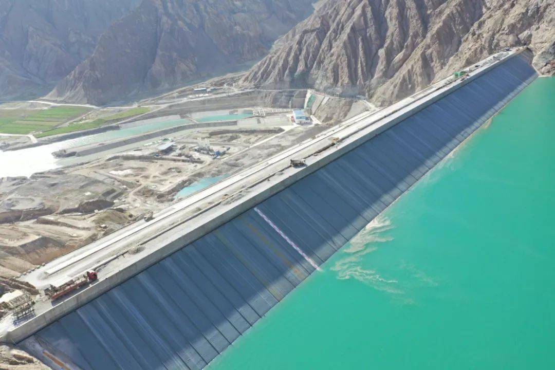 叶尔羌河水利工程图片
