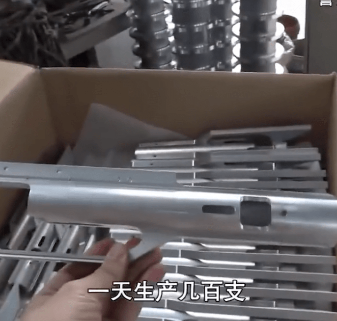 至于王某,邹某,以及加工厂,等待他们的,将会是法律的审判!