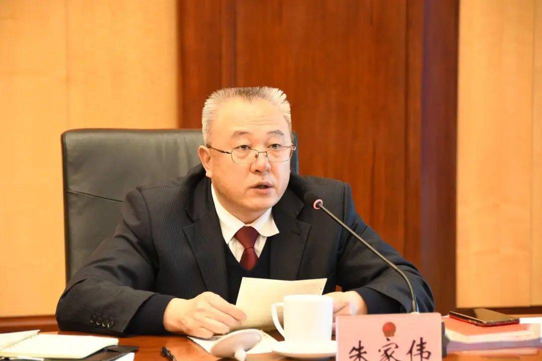 例如音乐、电影、电视剧和舞蹈演出等等—汤姆费尔顿