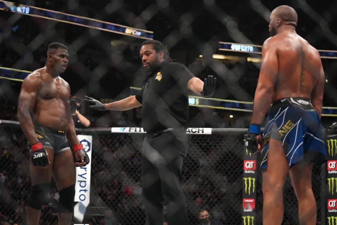 恐怖地带 | UFC270后记
