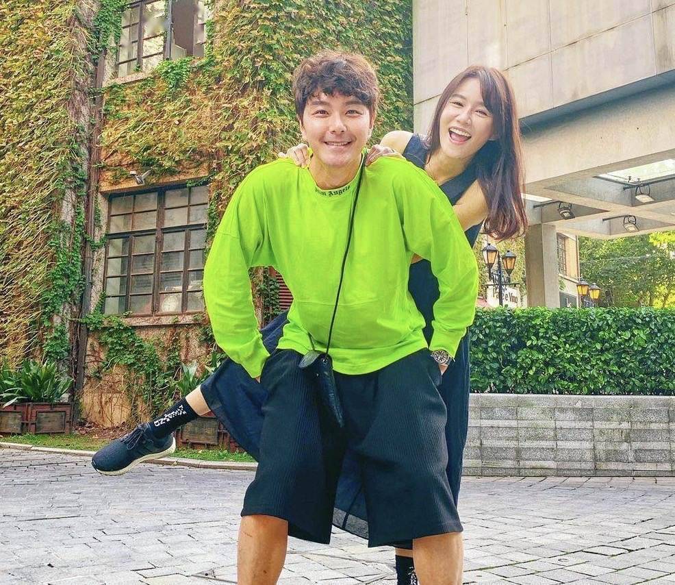 40岁tvb女星被曝成功怀孕,疑到内地陪丈夫拍戏时成功造人_黄翠如