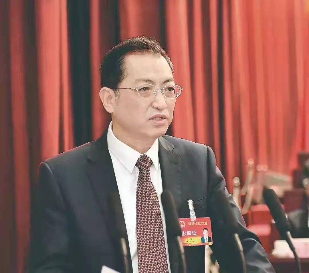 秦皇岛市第十五届人民代表大会第二次会议开幕