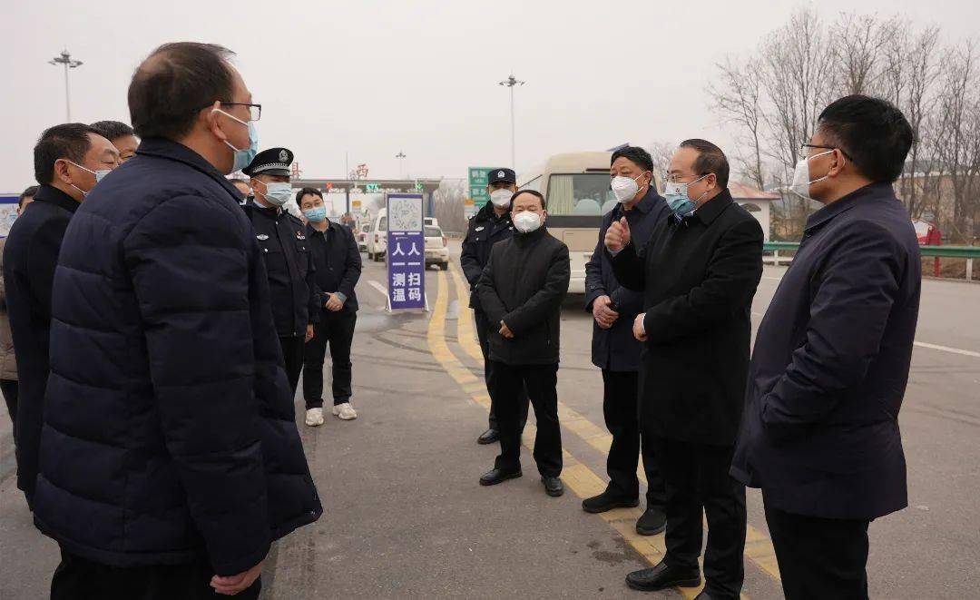 时政要闻我市组织看望慰问市级疫情防控健康管理站工作人员田开胜