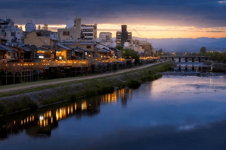 地铁北大路站旁10年建带车位一户建售价242万人民币