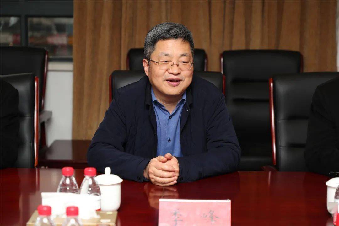 节前慰问:谱写双拥共建新篇章_保税区_人民武装部_季峰