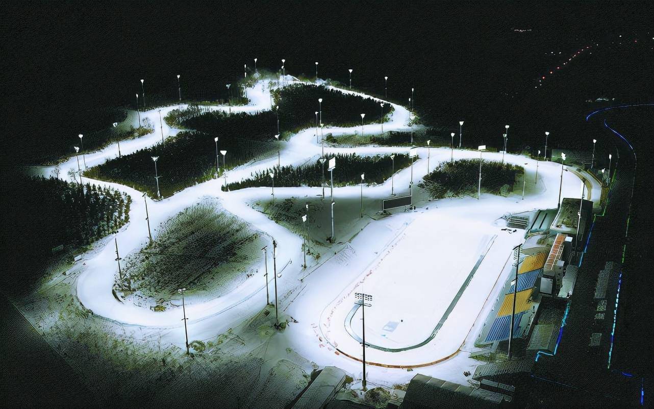 越野滑雪场地布置图片