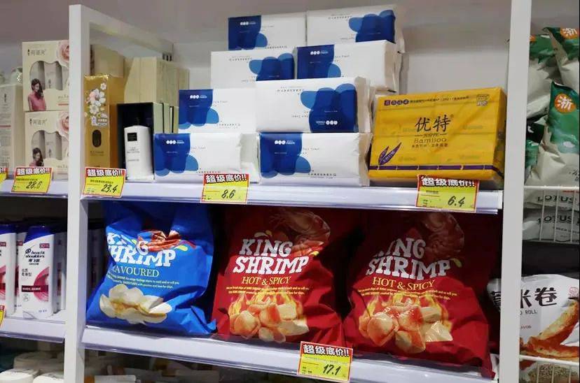 酒水|100元能买一购物车！松江这几家“零食奥特莱斯”，你逛过吗？