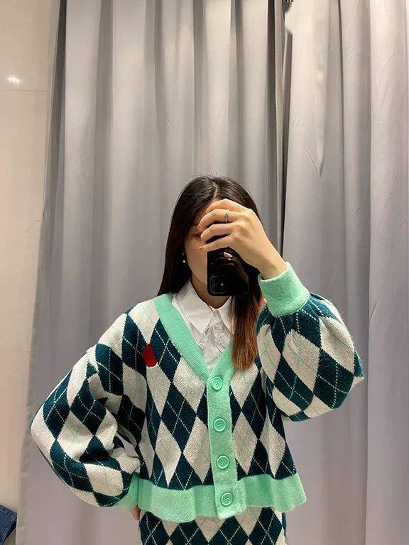 怎么穿显得每天不重样 bf6306107bd64280a0042bdec0a63d8a.jpeg