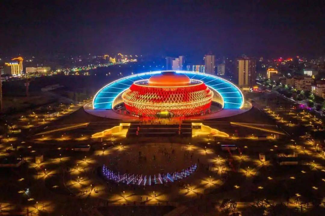 东方各景区持续更新春节吃住行游娱都不愁