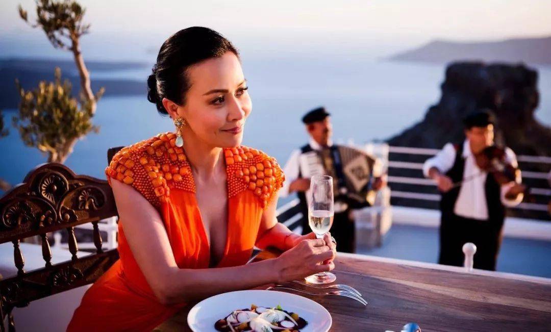 从容|你喝过的葡萄酒，都成为了你的气质