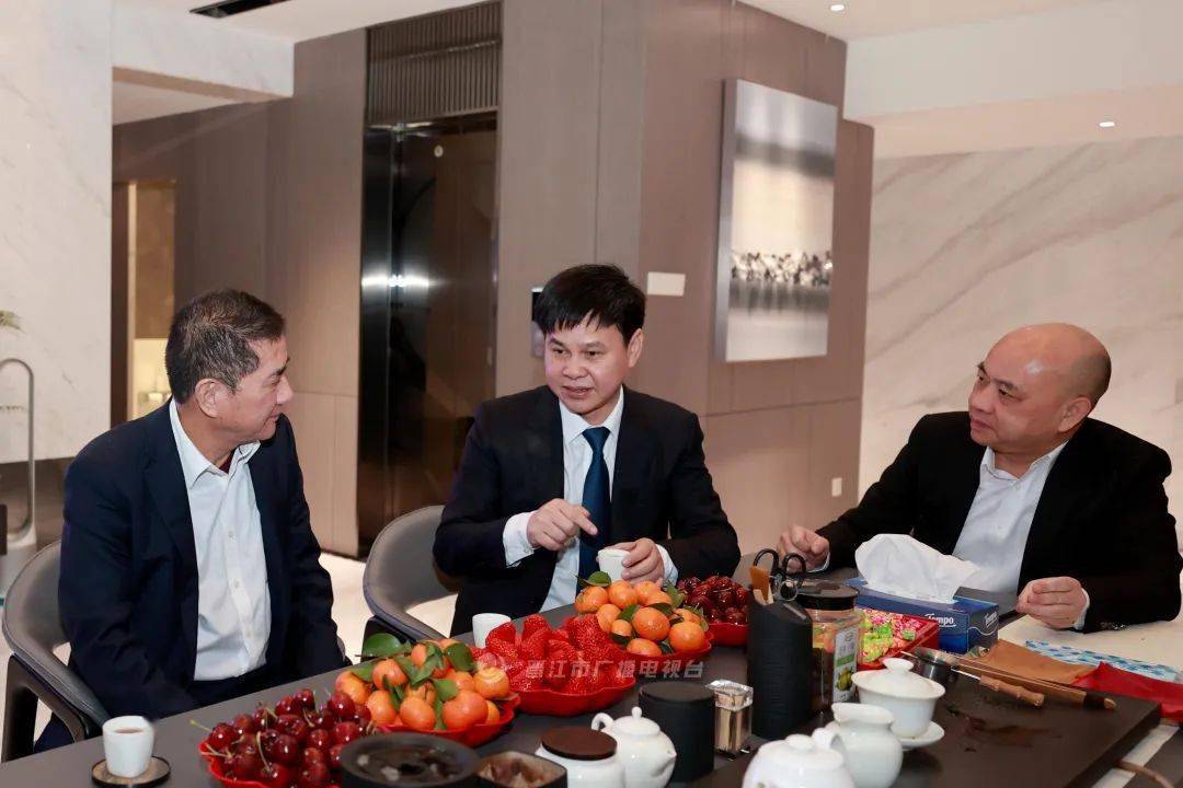 丁辉煌走访贵人鸟公司林天福走访浔兴公司施能坑走访九牧王公司林聪颖