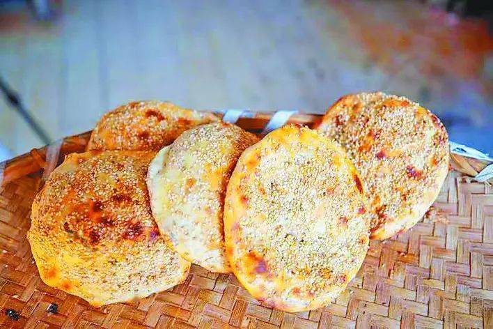 皖美好味道百县名小吃长丰下塘烧饼