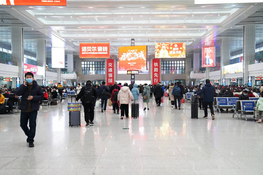 重庆北站列车一度晚点目前已全部恢复