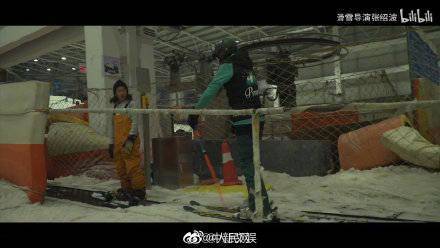 爱凌|谷爱凌苏翊鸣儿时曾一起滑雪