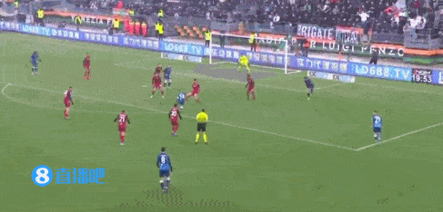 威尼斯|意甲-奥斯梅恩进球佩塔尼亚压哨破门 那不勒斯2-0威尼斯重回次席