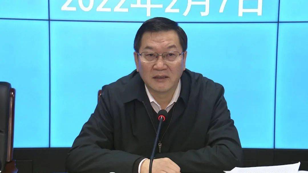 蔡锦军强调强化网格管控科学精准施策及时快速反应全方位筑牢北海防线