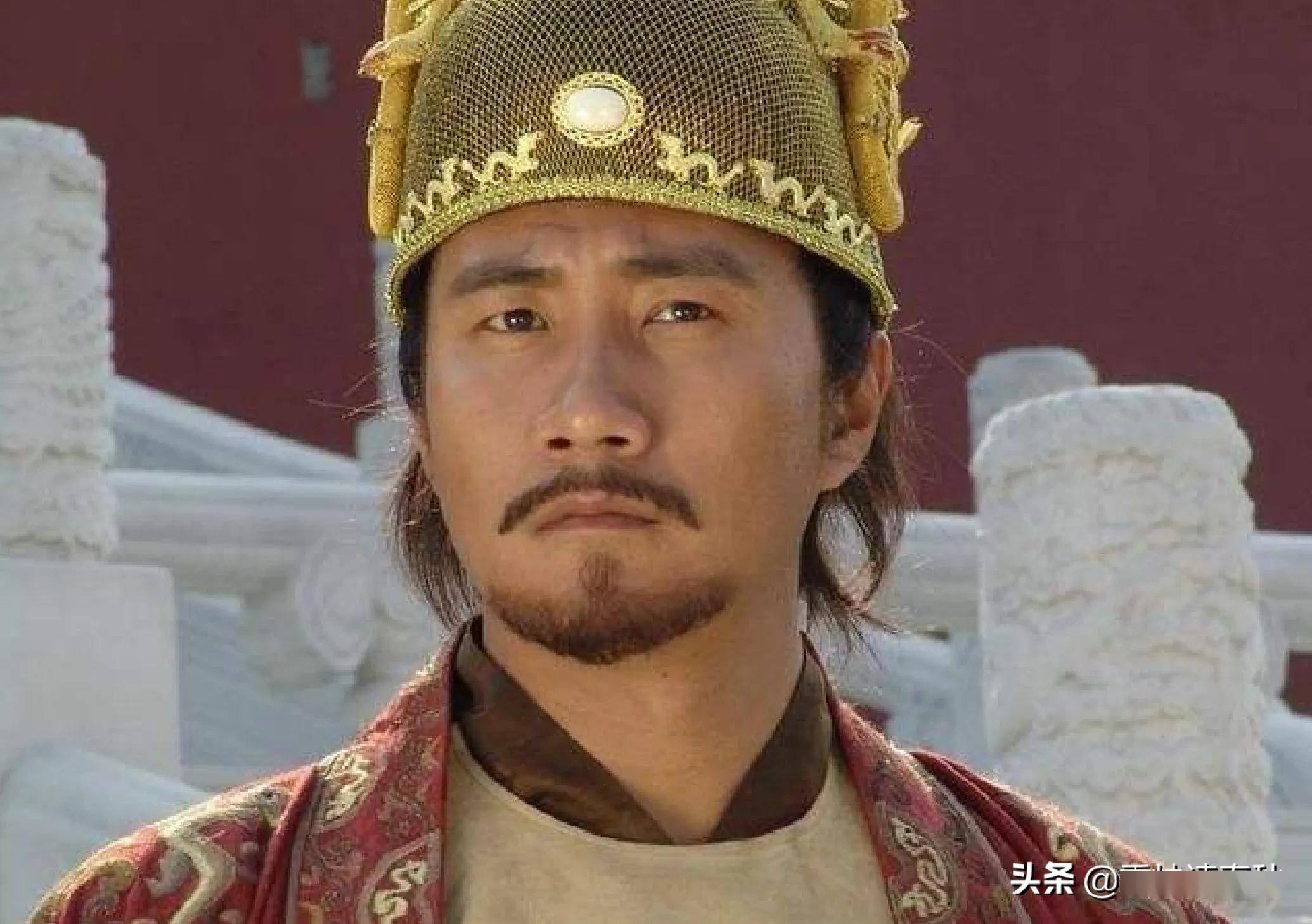朱元璋出身贫寒从没上过学当皇帝后他如何批改奏折