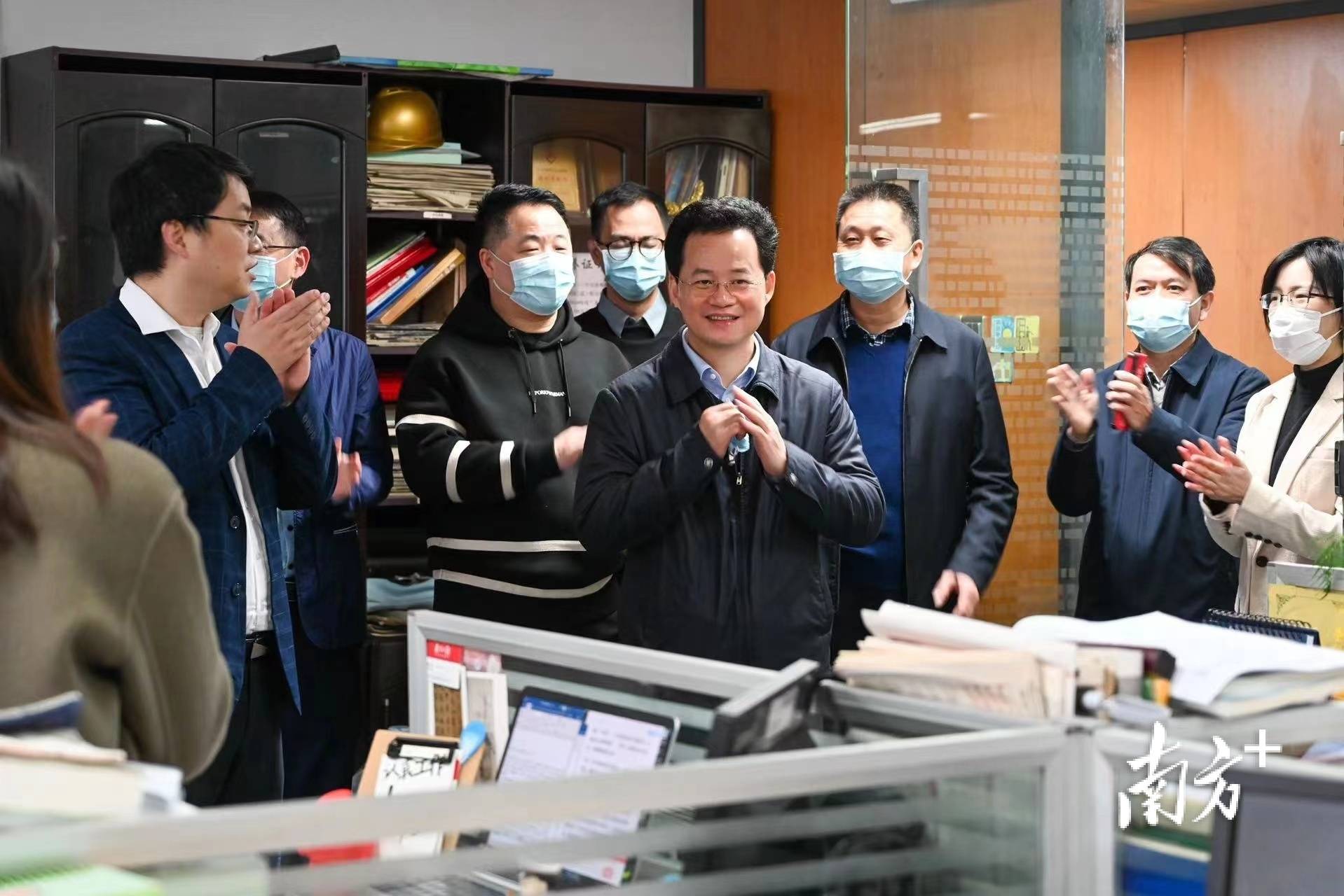 中山市委常委、宣传部部长林锐熙慰问南方报业集团中山分社_发展_叶志文_苑世敏