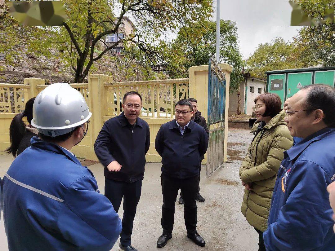 刘建荣一行到良山镇调研社区颐养之家