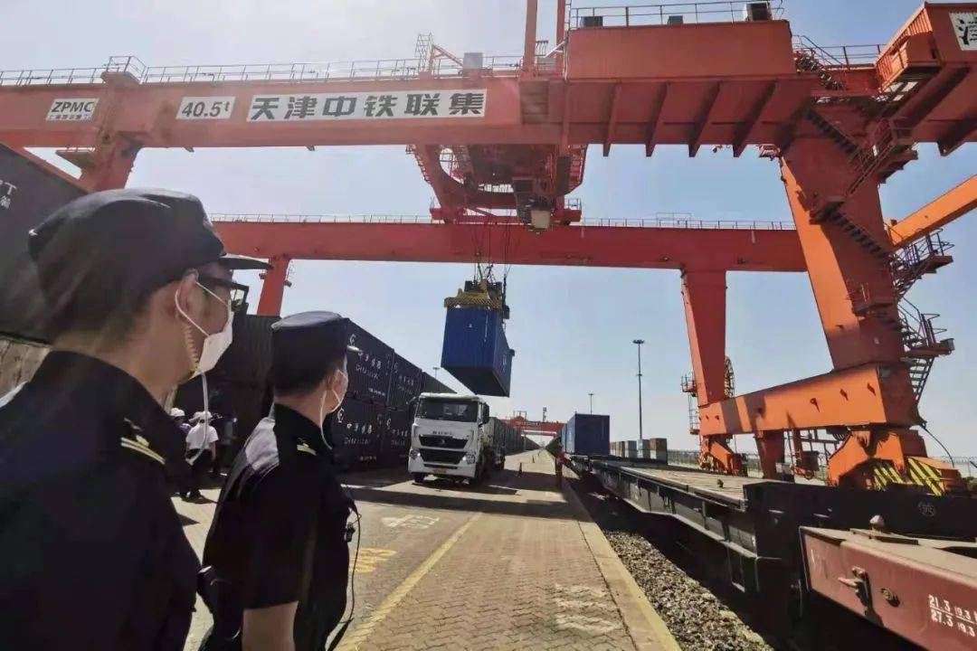 天津新港海关助力天津港建设世界一流港口迈向更高水平